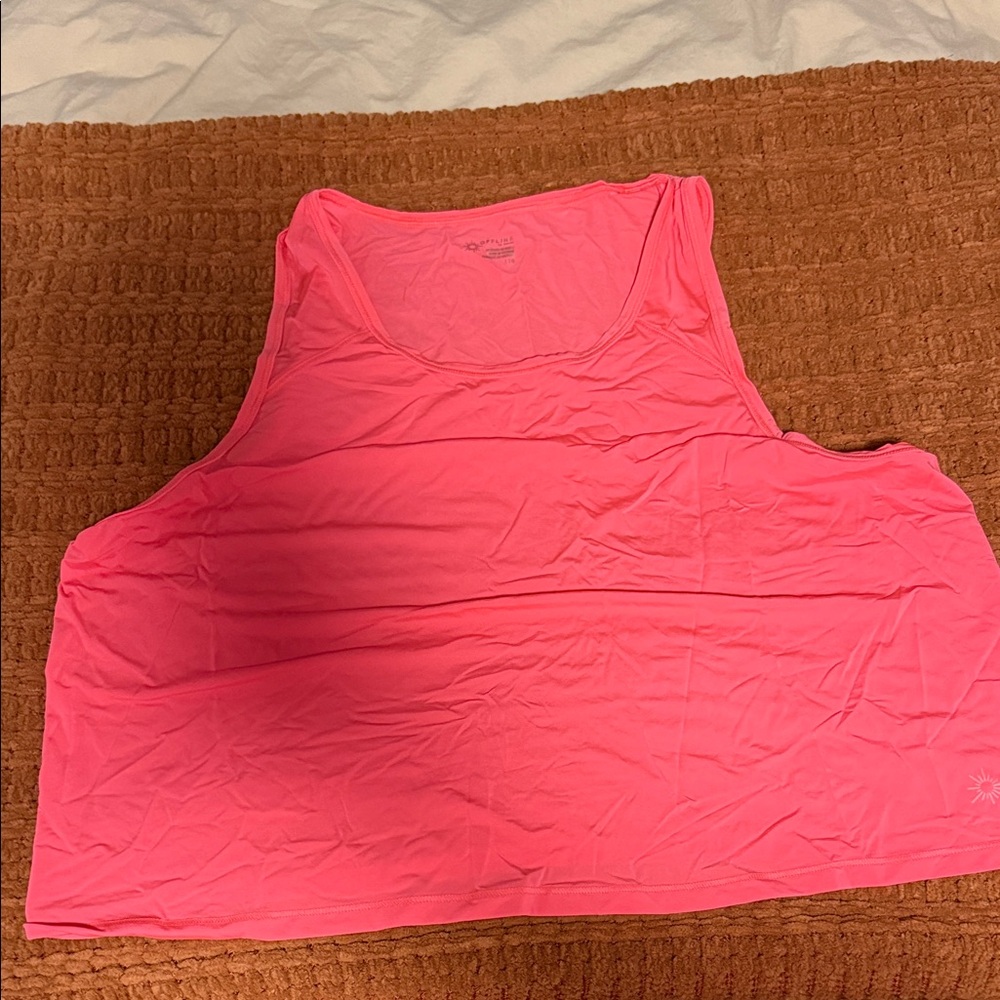 Vibrant pink aerie workout top